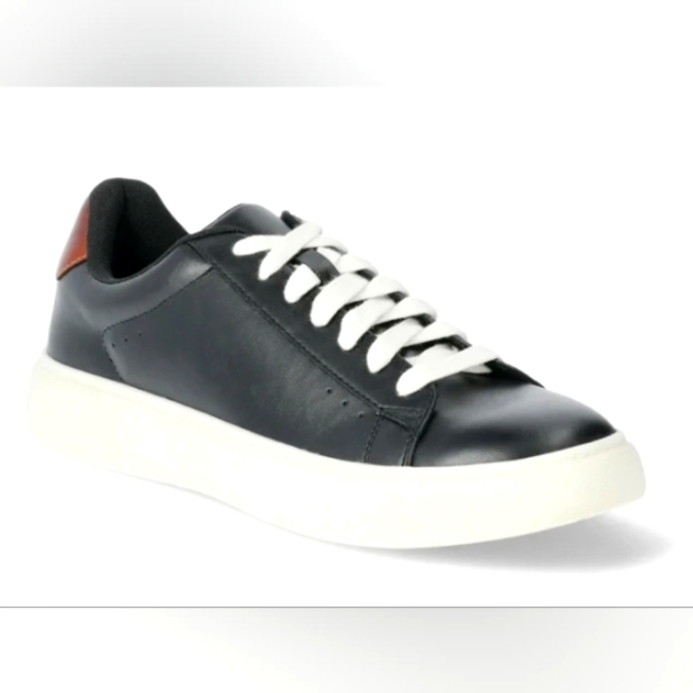 M GE Graham Low Top Court Shoes Various Sizes    Black with Brown Accents    NWT